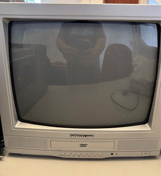 TV Antiguo Nortline con reproductor DVD