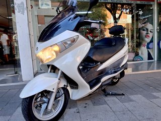 SUZUKI BURGMAN 200 Blanca