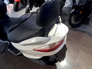 SUZUKI BURGMAN 200 Blanca