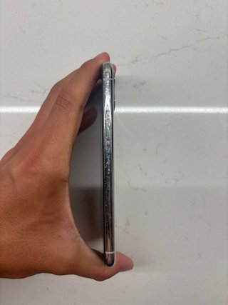 iPhone 11 Pro Prateado 64Gb sem Caixa Grade B+