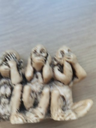 Figura 3 Monos Sabios