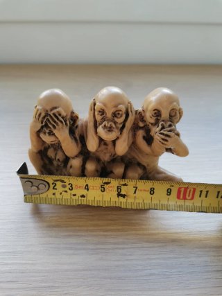 Figura 3 Monos Sabios