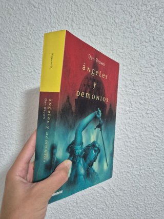 Ángeles y demonios