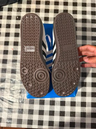 Adidas Zapatillas Deportivas Blancas y Beige