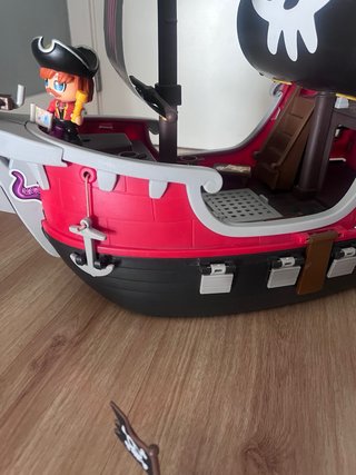 Barco Pirata Pinypon con Accesorios
