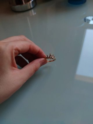 Anillo "oro" rosa con circonitas brillantes
