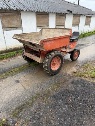 Dumper Ausa obra