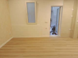 Instalador tarima SPC y suelo laminado