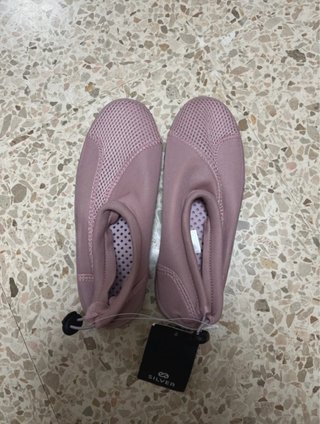 Zapatos de agua Silver rosas