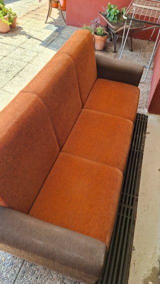 Sofá Cama Tela Naranja y Marrón