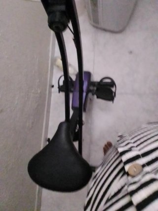 Bicicleta estática para ejercicio
