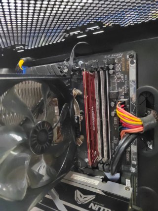 Torre PC Intel Core i7 Negra
