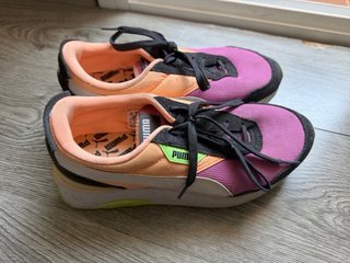 Zapatillas Puma Naranja y Rosa