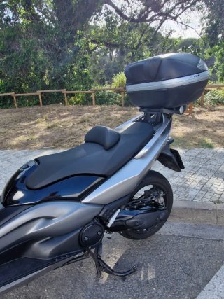 Yamaha TMAX XP500A Maxi Scooter