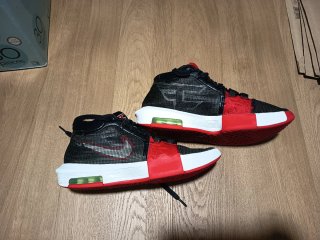 Nike LeBron Witness Talla 42