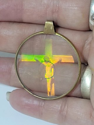 Colgante 3D con efecto iridiscente