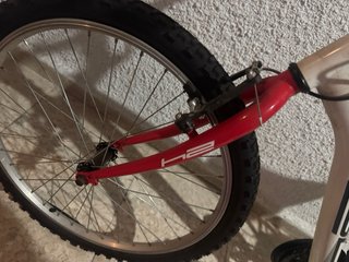 Bicicleta Blanca y Roja - Sin Uso
