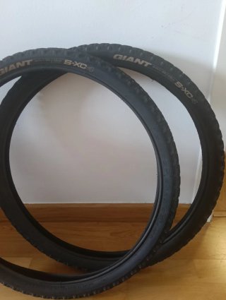 Rueda Giant 24x1.95 S-XC4
