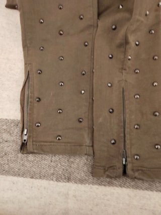 Pantalón caqui Pull&Bear chica