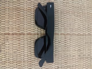 Gafas de sol negras