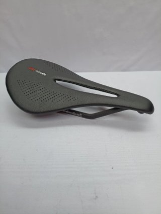 Sillín de carbono para bicicleta