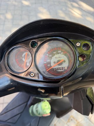 Piaggio Typhoon 50cc 2017 Negra Itv hasta el 2028