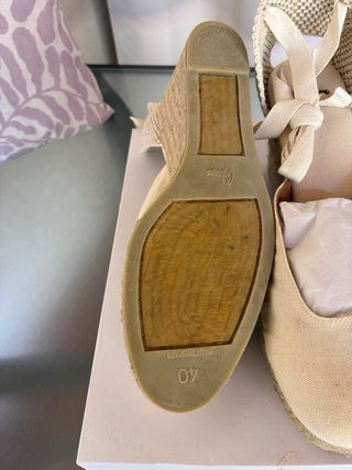 Alpargatas Castañer cuña beige 9cm