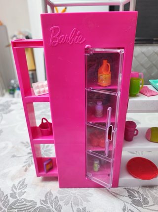 Barbie Bambola con Dispensa Cibo