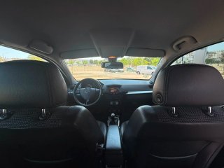 Opel Astra 2009