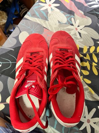 Adidas Gazelle Rojas Talla 40 2/3