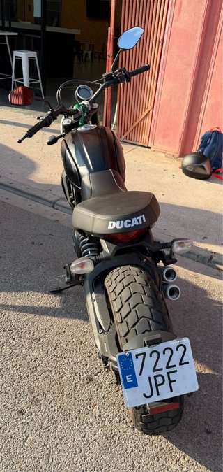 Ducati Scrambler Full Throttle 2016 Negra