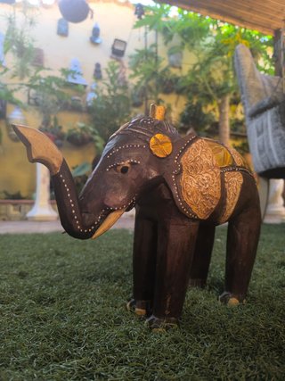 Elefante Decorativo Madera Dorado