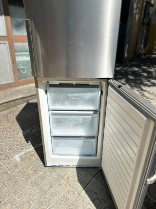 Nevera Bosch plateada 200×60 fridge, inox