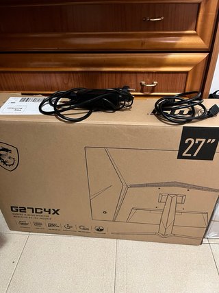 MSI G27C4X 27” Gaming Curvo 250Hz - 1ms