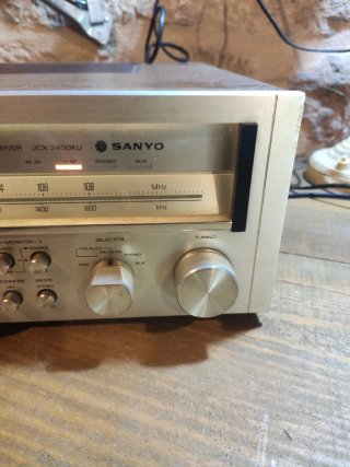 Receptor Sanyo JCX 2400KU Vintage