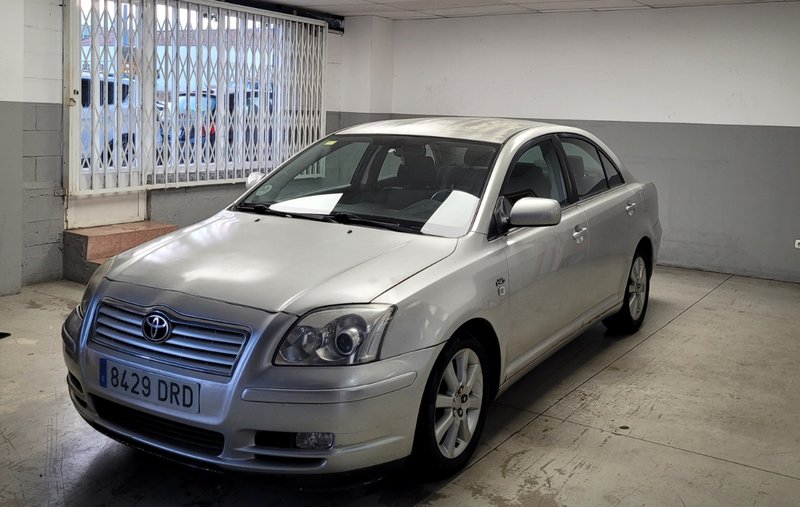 Toyota Avensis 2005