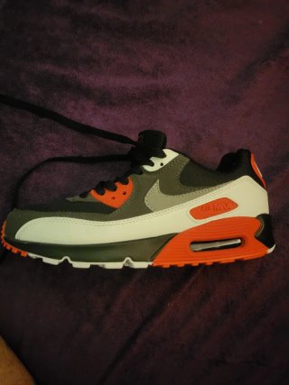 Nike Air Max 90 Gris y Naranja