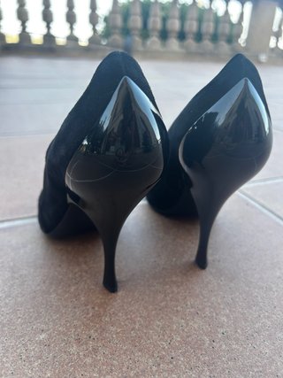 Zapatos negros tacón alto miu miu
