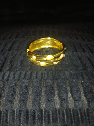 Brazalete vintage dorado con perlas 21 cm.
