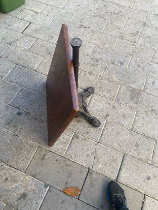 Mesa madera pie forja
