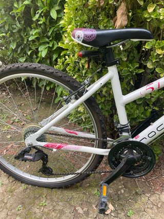 Bicicleta Rockrider Blanca y Roja