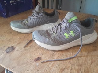 Zapatillas Under Armour Hombre Gris/Verde