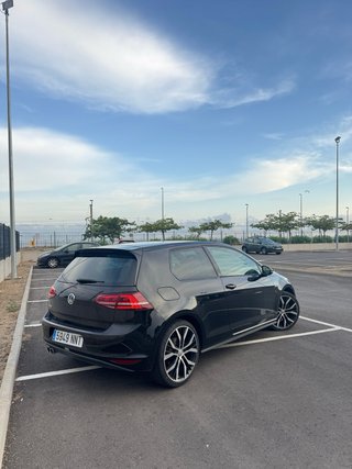 Volkswagen Golf 2014