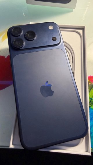 iPhone 17 Pro Max Azul