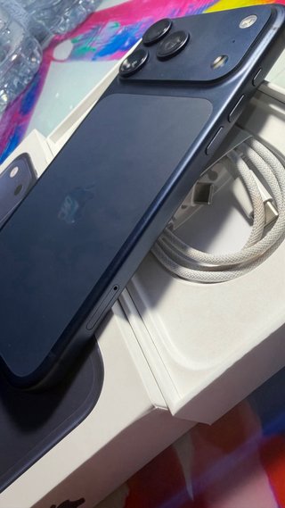 iPhone 17 Pro Max Azul