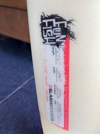Tabla de surf Slash + funda