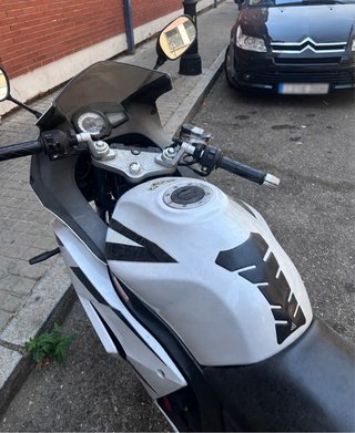 Daelim Roadwin 125R 16.452 km ITV 2027