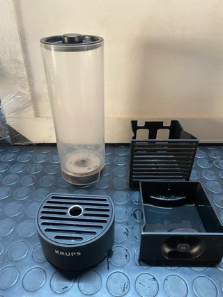 Cafetera Nespresso Krups (Repuestos).