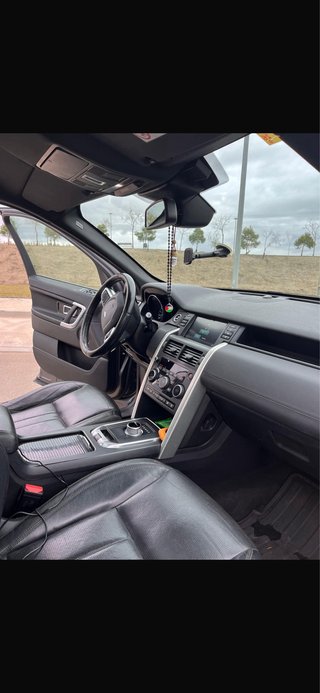 Land Rover Discovery Sport 2015