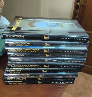 Colección libros "Nuestros pueblos" ( 10 tomos).